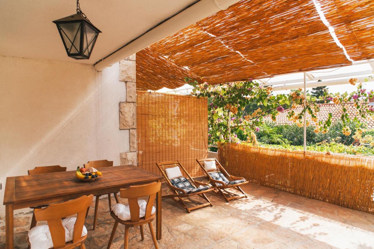 Charming Apartments With Garden 波尔 外观 照片